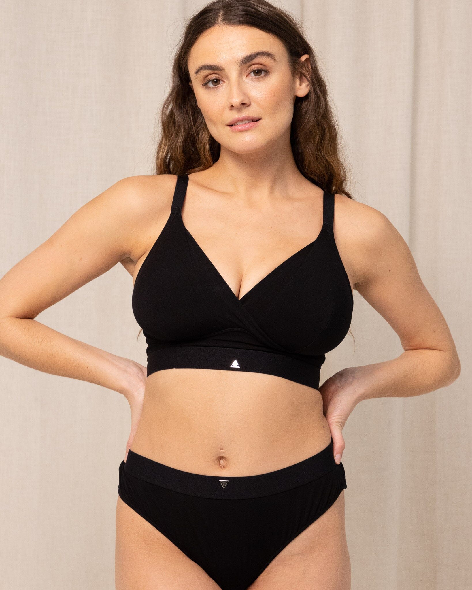 Unwind Z Bra in Black Z Bra Fashion
