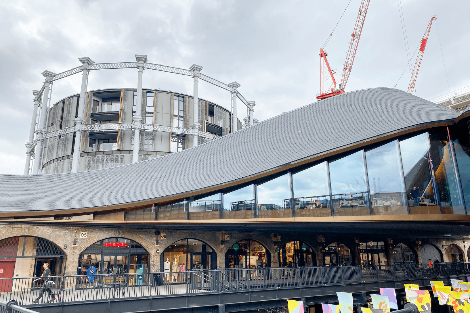 Date Night in Coal Drops Yard, King's Cross London